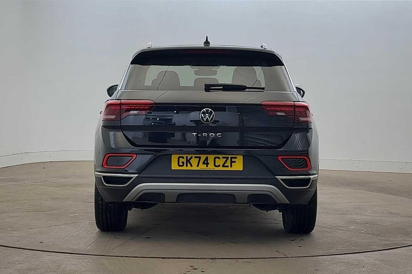 Used Volkswagen T-Roc 2024 for sale - 76665172: Photo 8