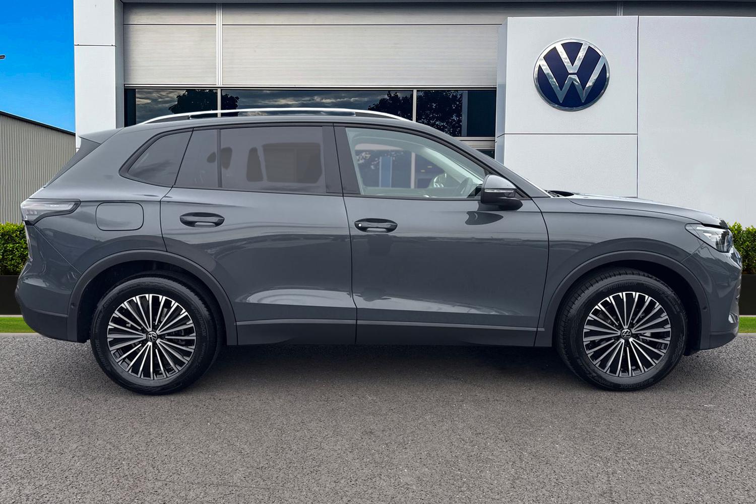 Used Volkswagen Tiguan 2025 for sale - 76106864: Photo 3