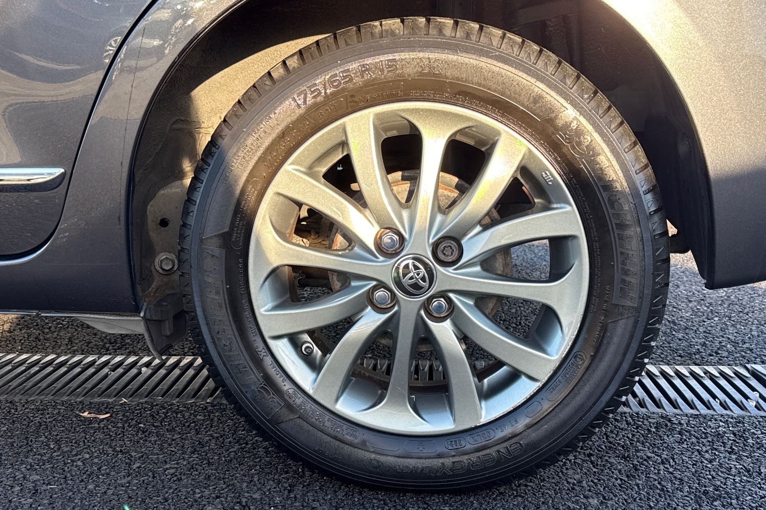 Used Toyota Yaris 2017 for sale - 76705473: Photo 10