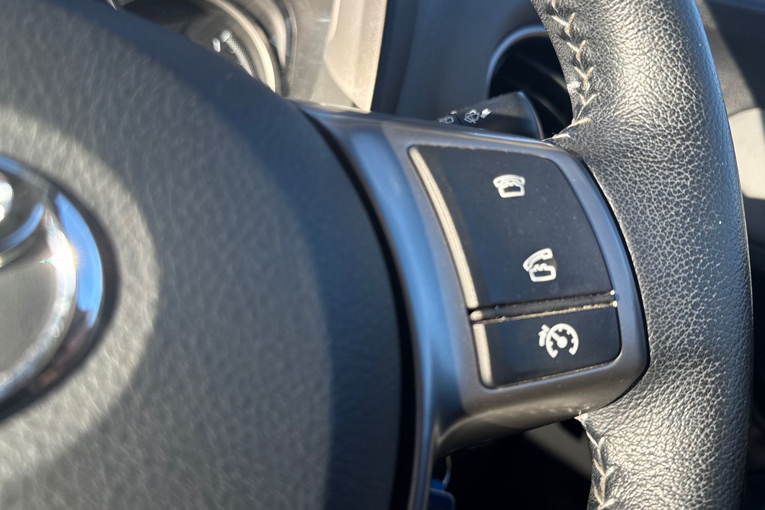 Used Toyota Yaris 2017 for sale - 76705473: Photo 28