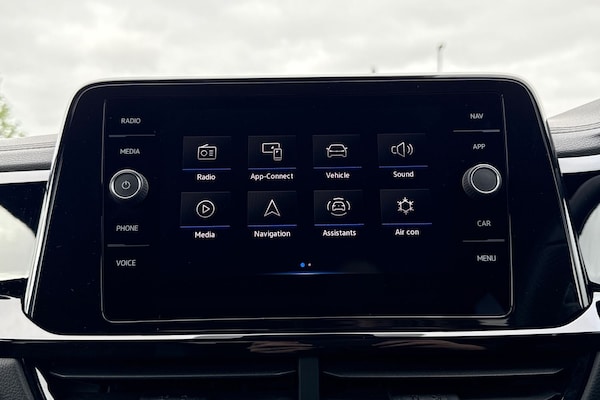 Used Volkswagen T-Roc 2022 for sale - 76218632: Photo 17