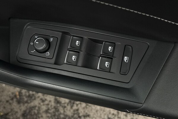 Used Volkswagen T-Roc 2022 for sale - 76218632: Photo 21