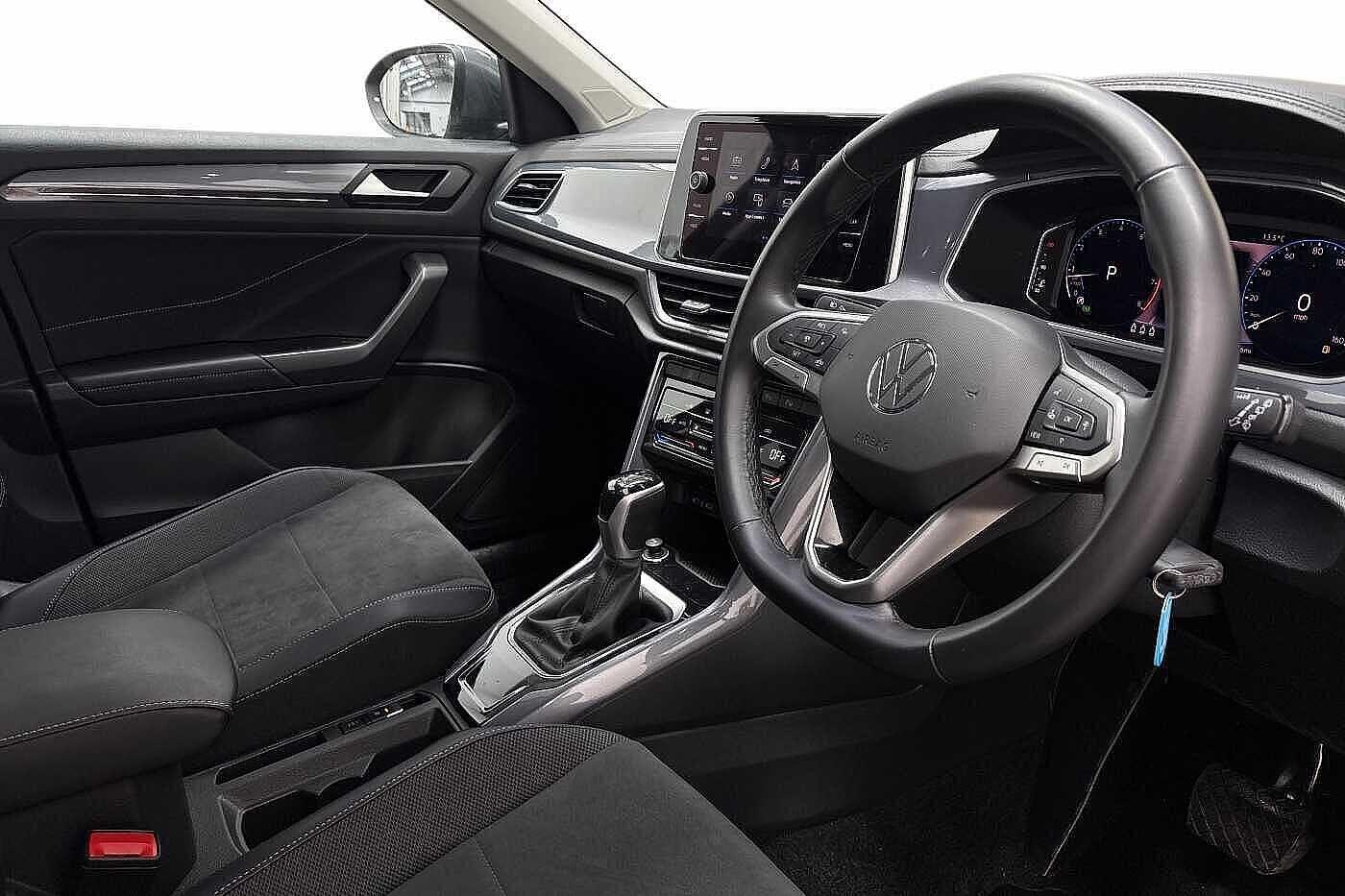 Used Volkswagen T-Roc 2024 for sale - 76665179: Photo 6