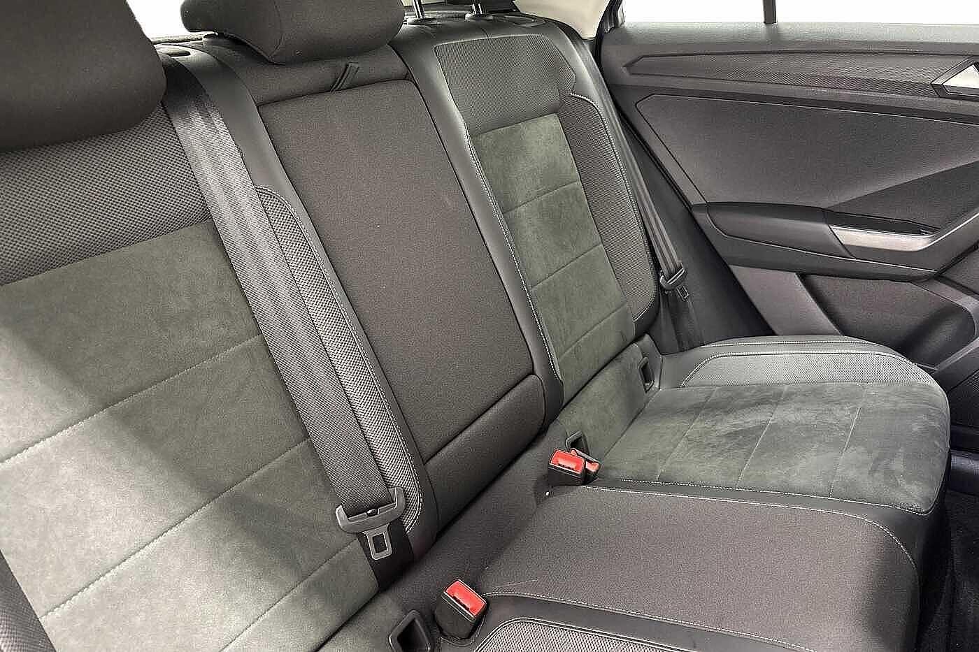 Used Volkswagen T-Roc 2024 for sale - 76665179: Photo 9