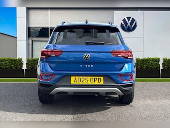 Used Volkswagen T-Roc 2025 for sale - 75474848: Photo