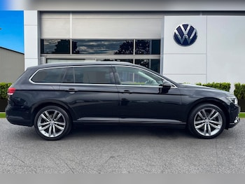 Used Volkswagen Passat 2017 for sale - 75556898: Photo