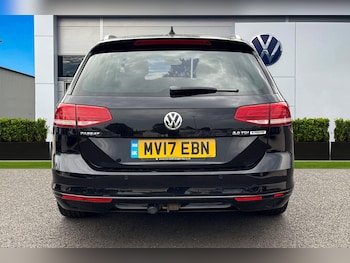 Used Volkswagen Passat 2017 for sale - 75556898: Photo