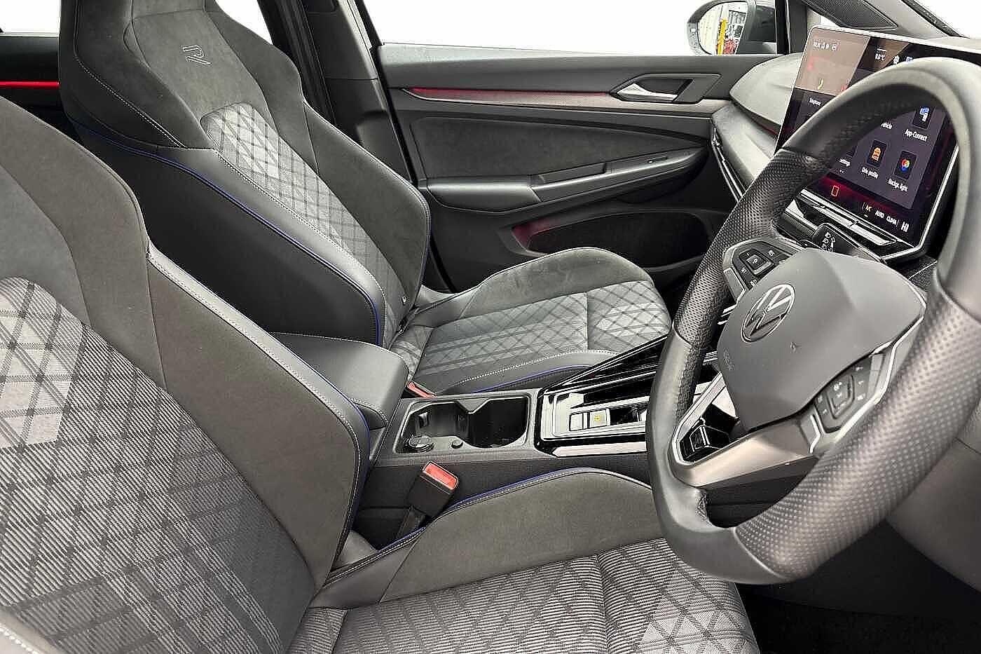 Used Volkswagen Golf 2025 for sale - 77582859: Photo 10