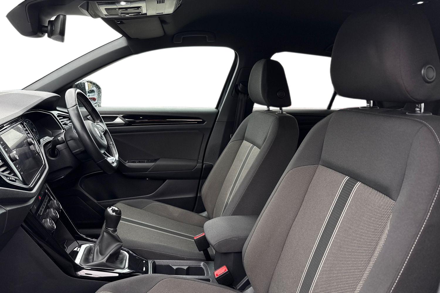 Used Volkswagen T-Roc 2021 for sale - 76476188: Photo 15