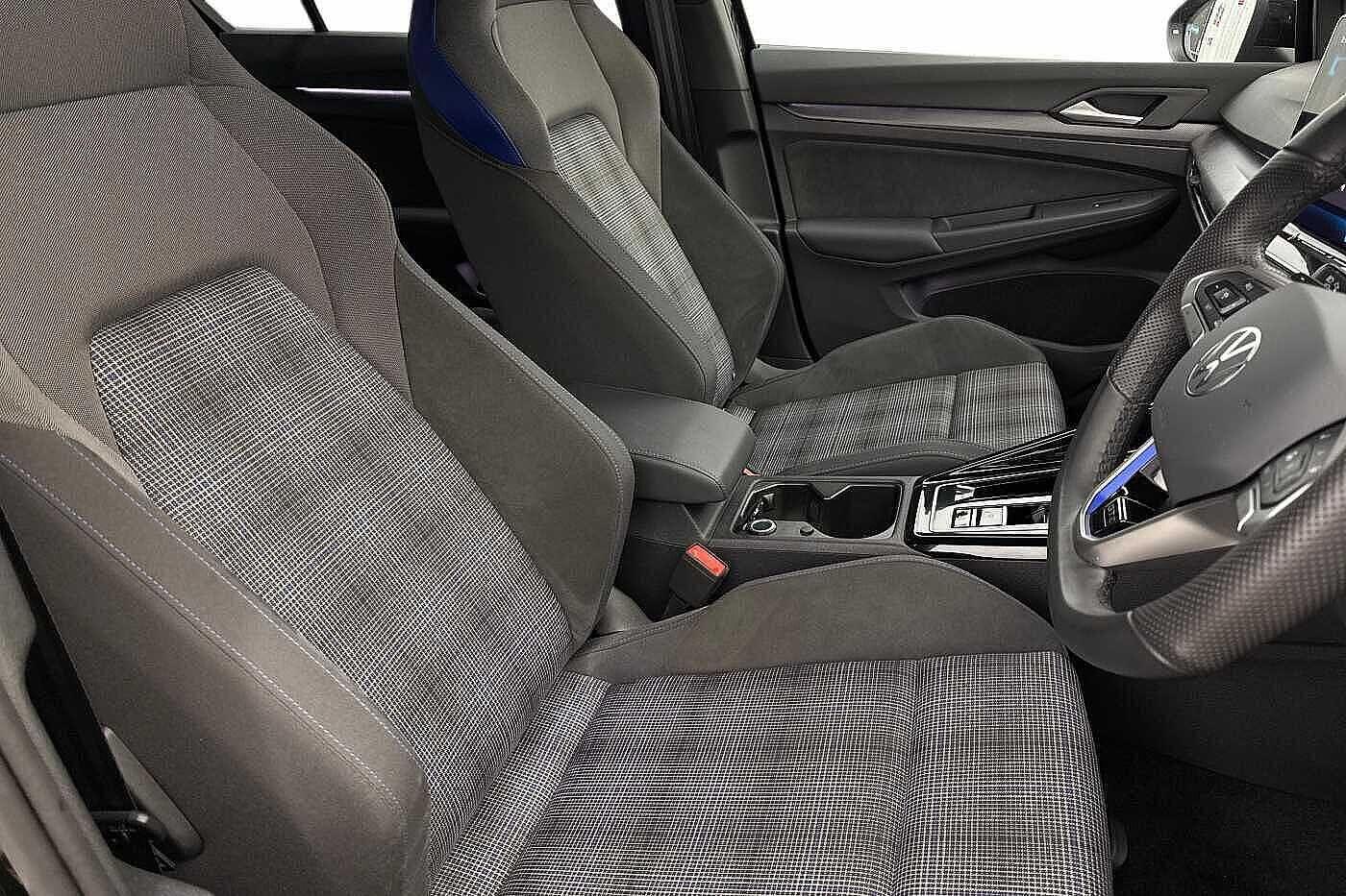 Used Volkswagen Golf 2025 for sale - 76919344: Photo 10