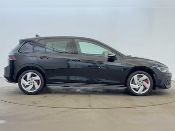 Used Volkswagen Golf 2025 for sale - 76919344: Photo