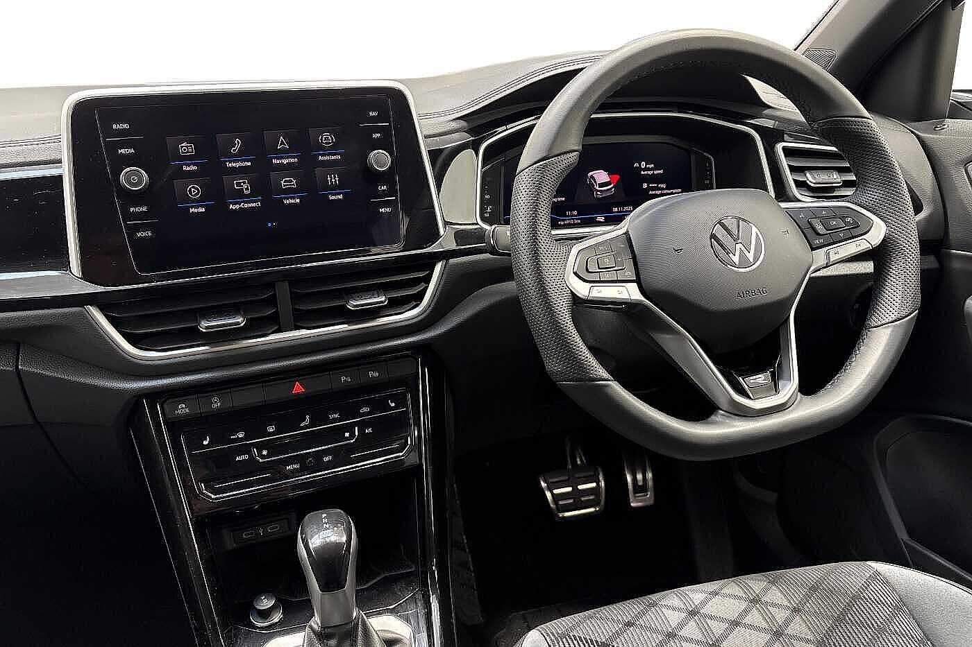 Used Volkswagen T-Roc 2025 for sale - 77236056: Photo 2