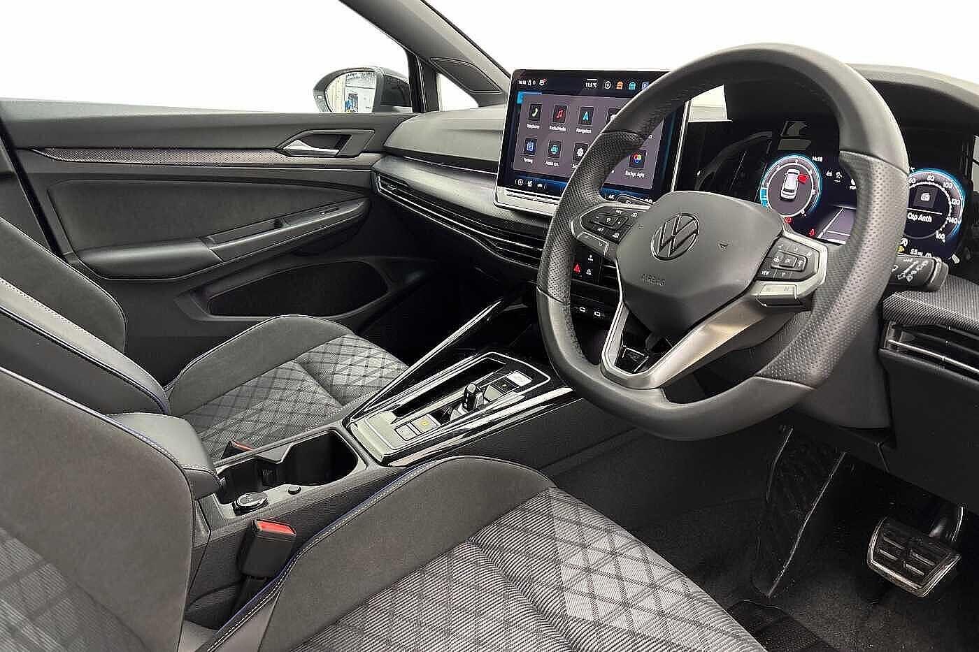 Used Volkswagen Golf 2025 for sale - 78092205: Photo 6