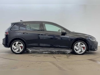 Used Volkswagen Golf 2025 for sale - 77382441: Photo