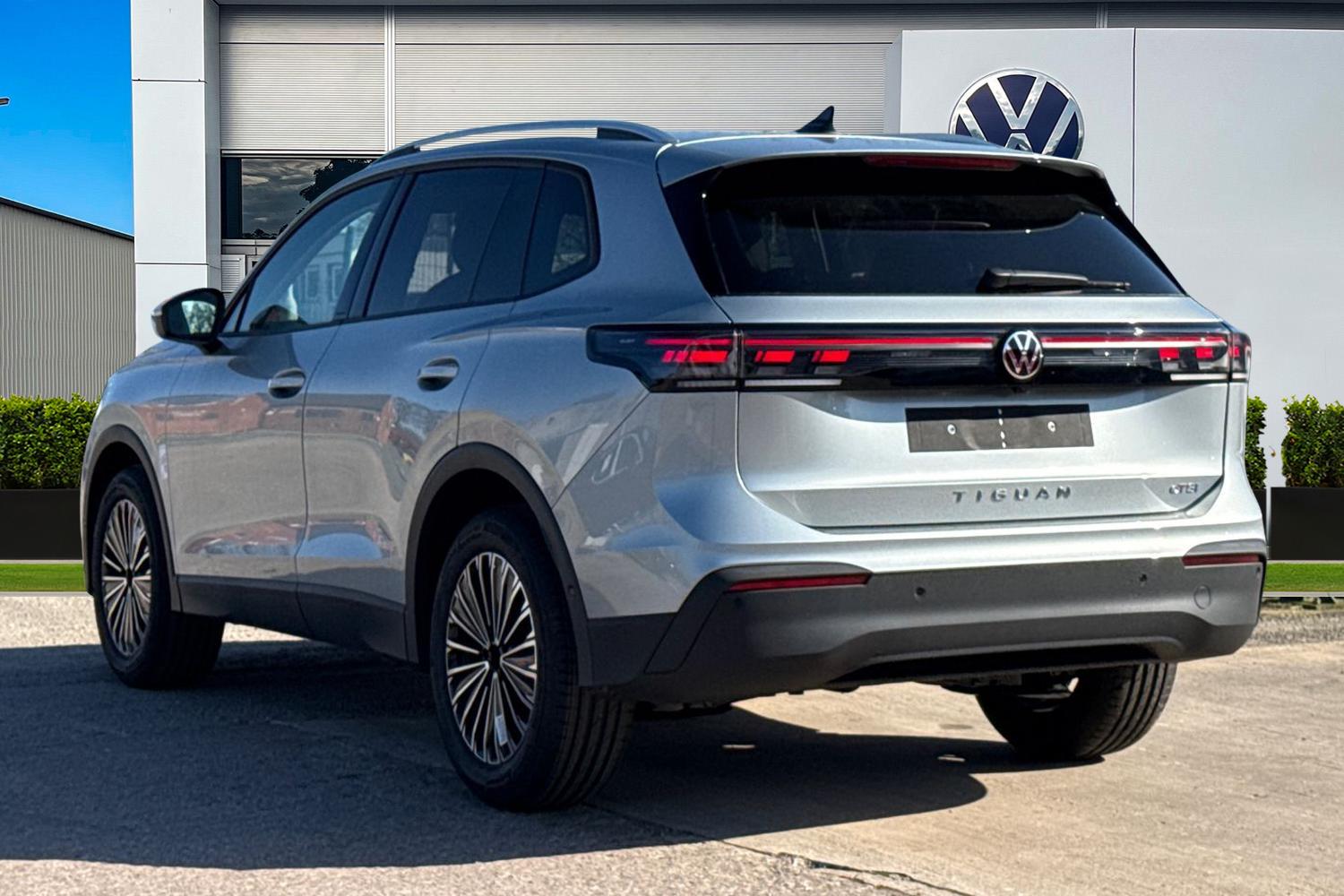 Used Volkswagen Tiguan 2026 for sale - 78218270: Photo 2