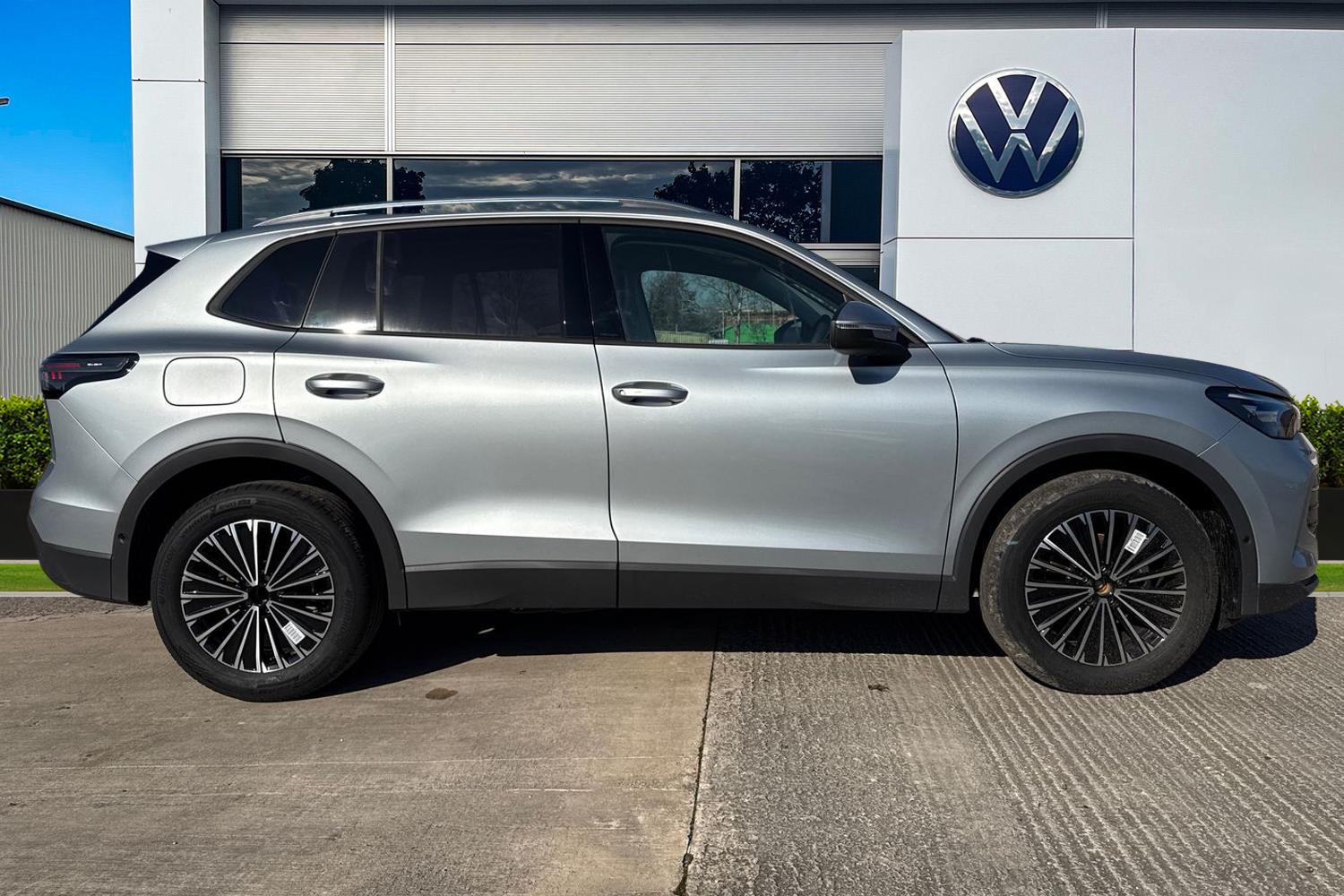 Used Volkswagen Tiguan 2026 for sale - 78218270: Photo 3