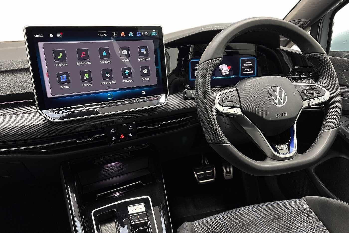 Used Volkswagen Golf 2025 for sale - 76629792: Photo 2