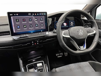 Used Volkswagen Golf 2025 for sale - 76629792: Photo