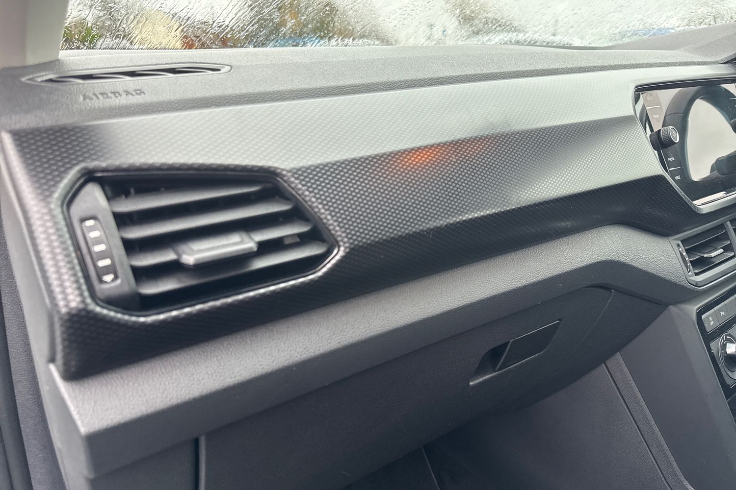 Used Volkswagen T-Cross 2022 for sale - 76767857: Photo 29