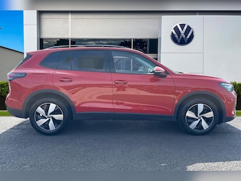 Used Volkswagen Tiguan 2024 for sale - 75581199: Photo