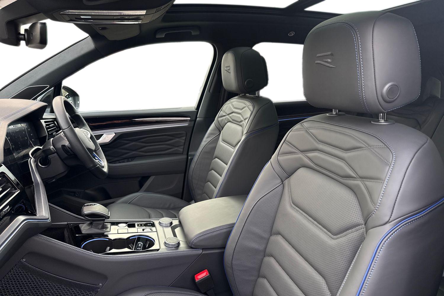 Used Volkswagen Touareg 2025 for sale - 77282110: Photo 15