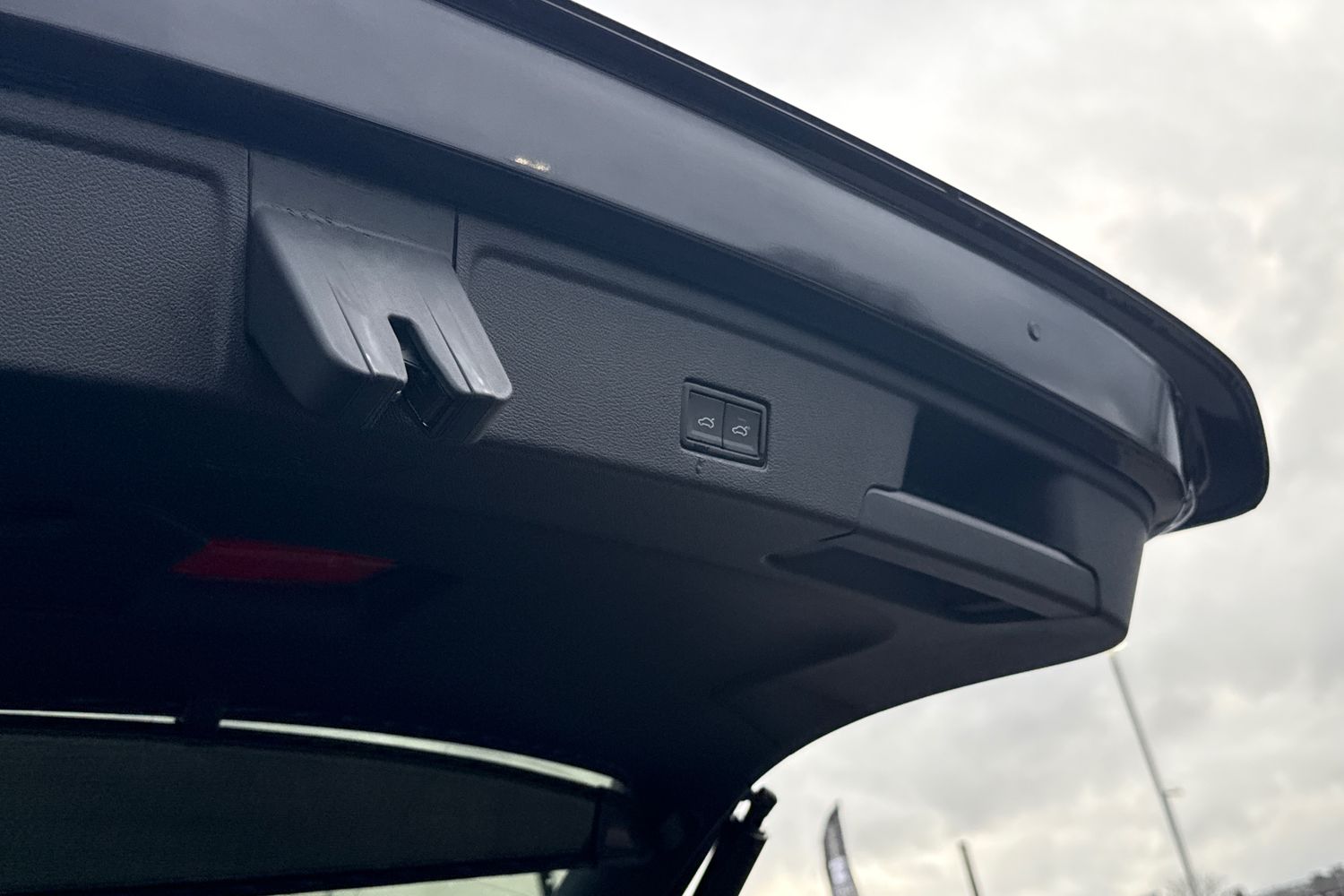 Used Volkswagen Touareg 2025 for sale - 77282110: Photo 30