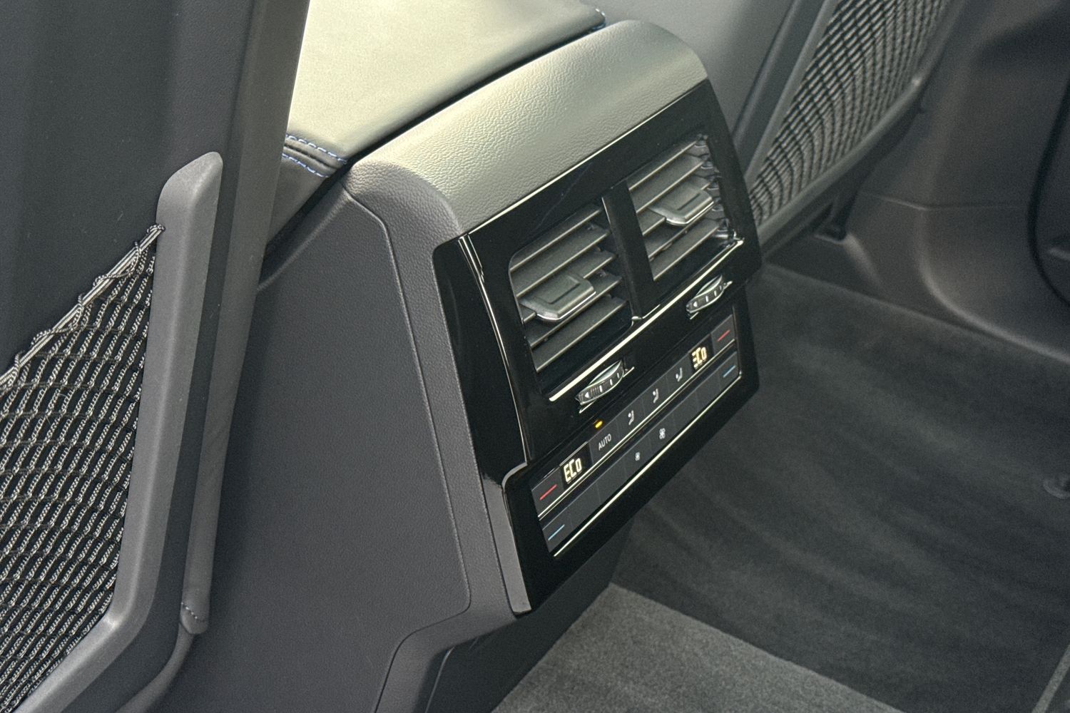 Used Volkswagen Touareg 2025 for sale - 77282110: Photo 32