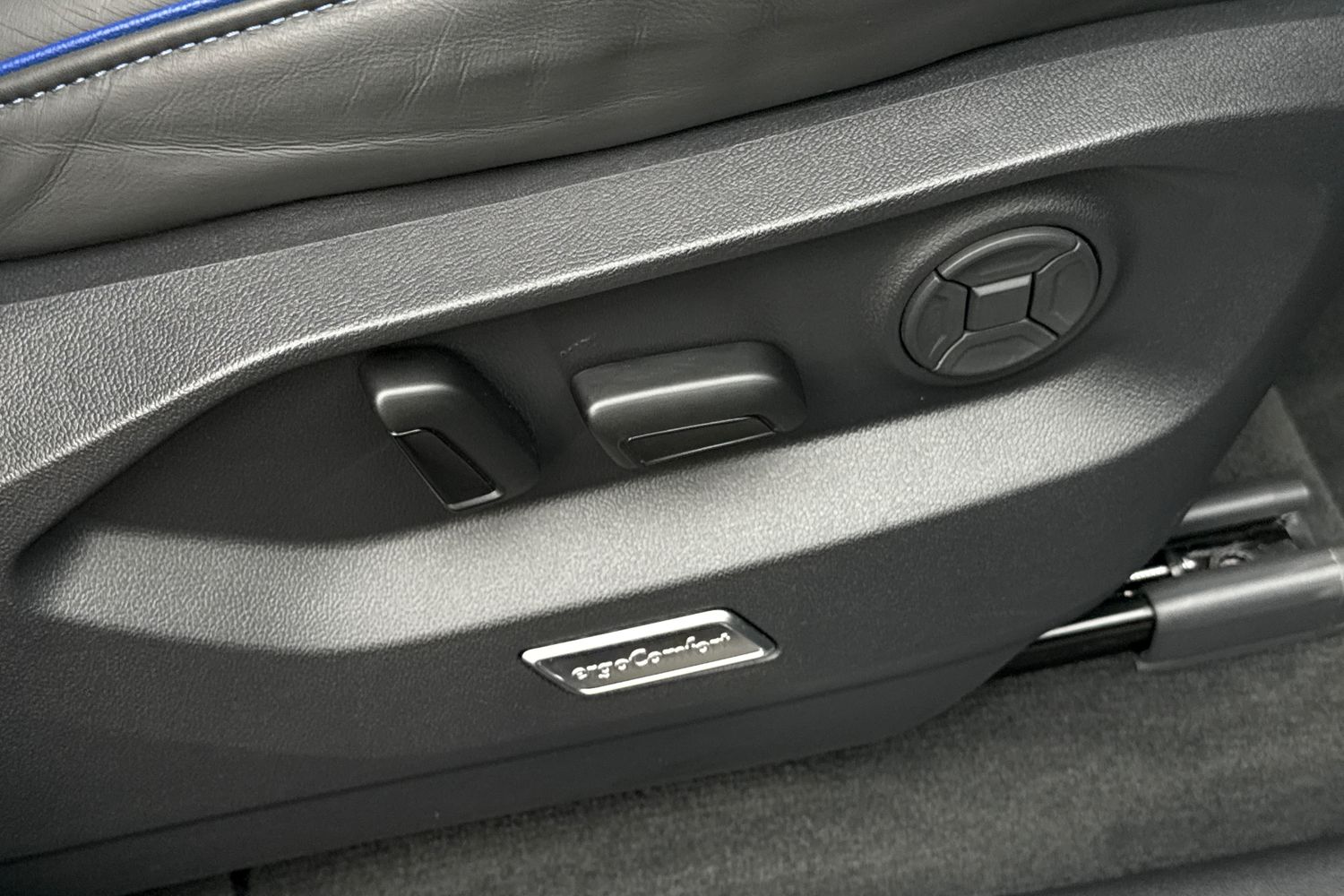 Used Volkswagen Touareg 2025 for sale - 77282110: Photo 33