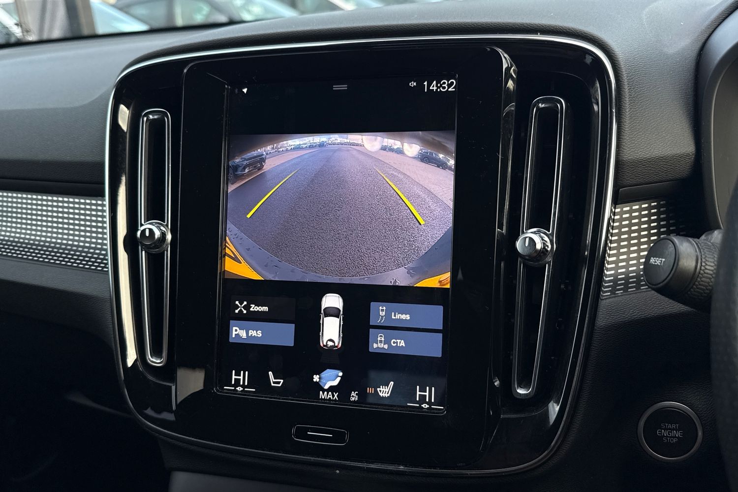 Used Volvo XC40 2020 for sale - 77194818: Photo 38