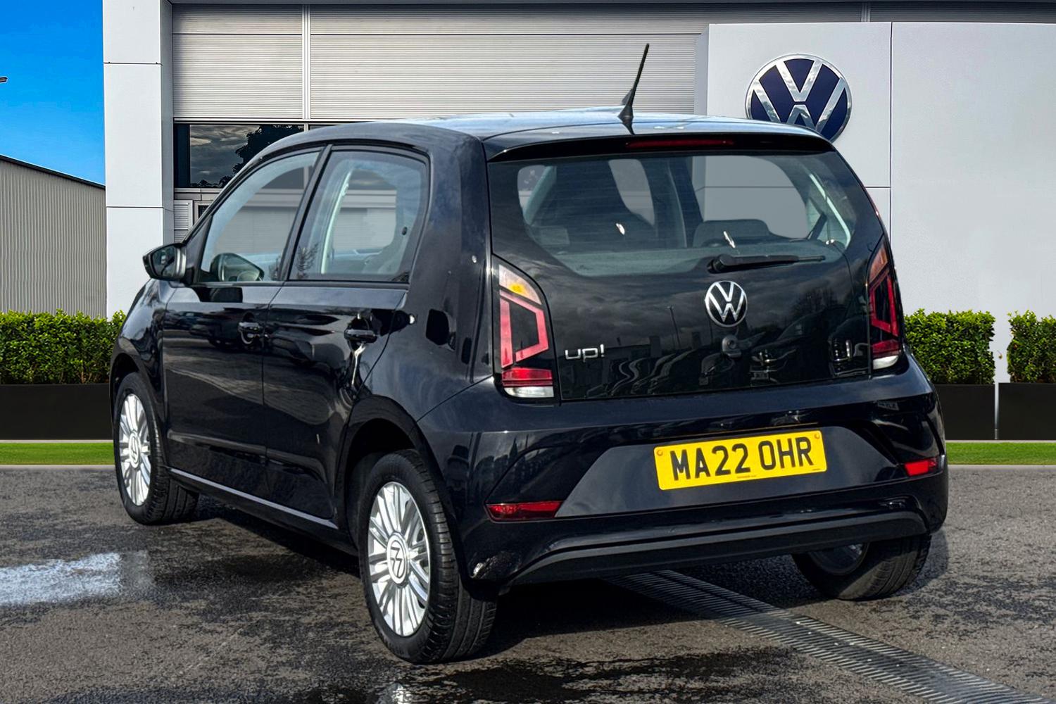 Used Volkswagen up! 2022 for sale - 77642106: Photo 2