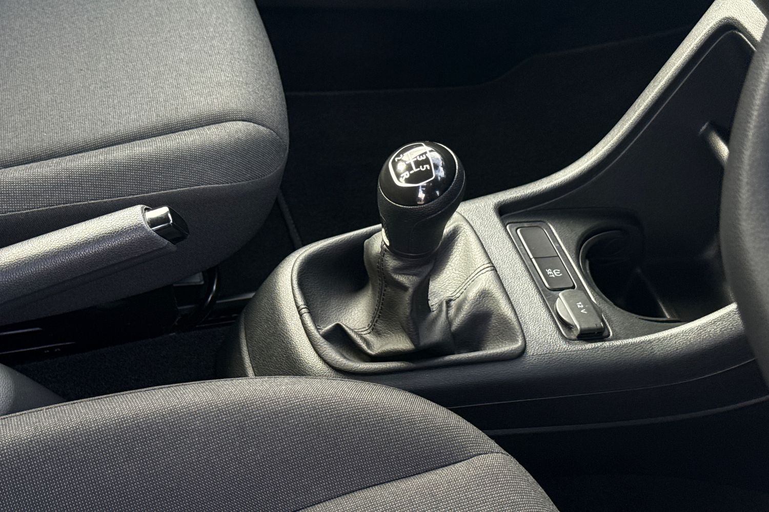 Used Volkswagen up! 2022 for sale - 77642106: Photo 23