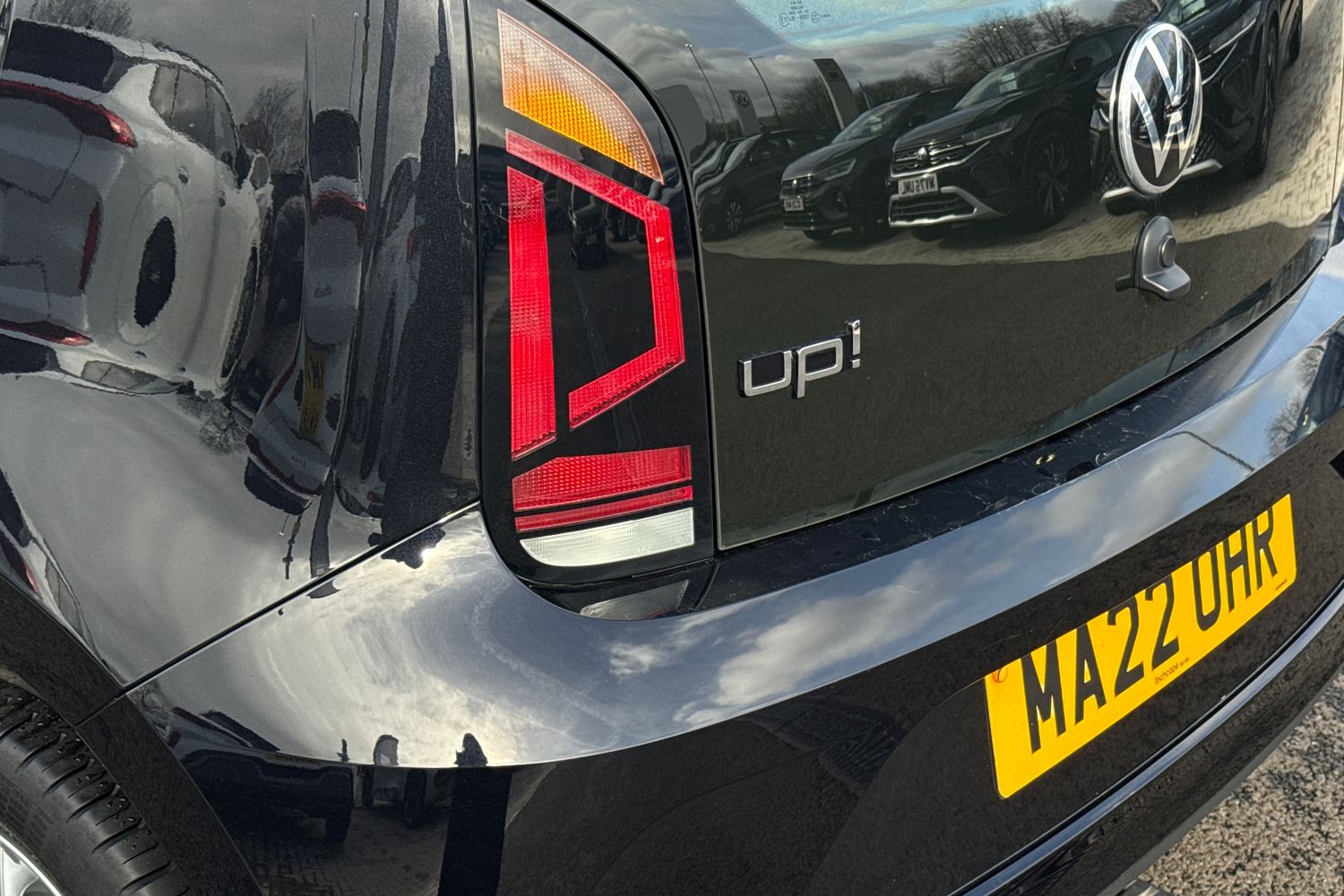 Used Volkswagen up! 2022 for sale - 77642106: Photo 8