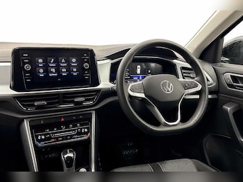Used Volkswagen T-Roc 2025 for sale - 79184907: Photo