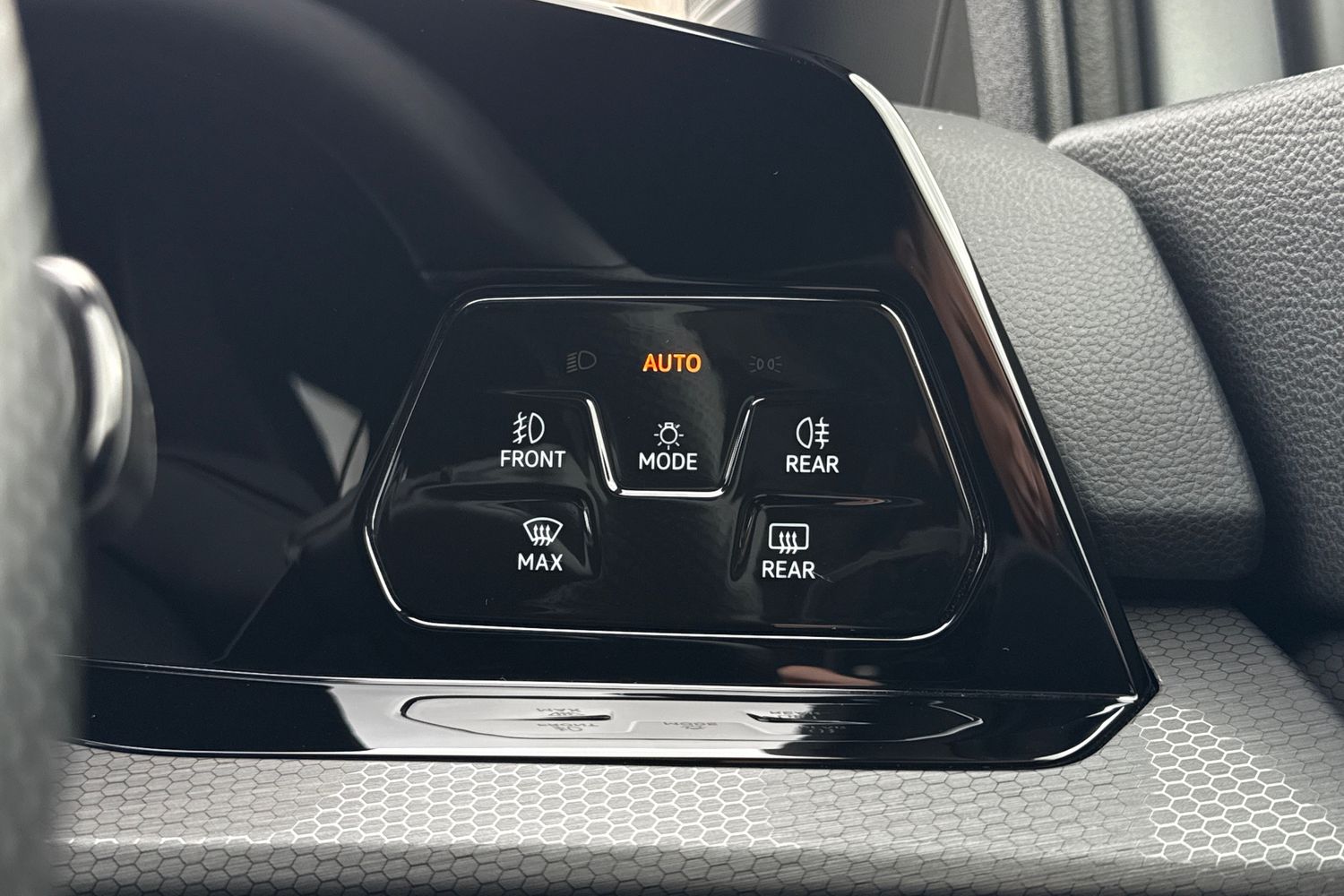 Used Volkswagen Golf 2023 for sale - 77661715: Photo 36