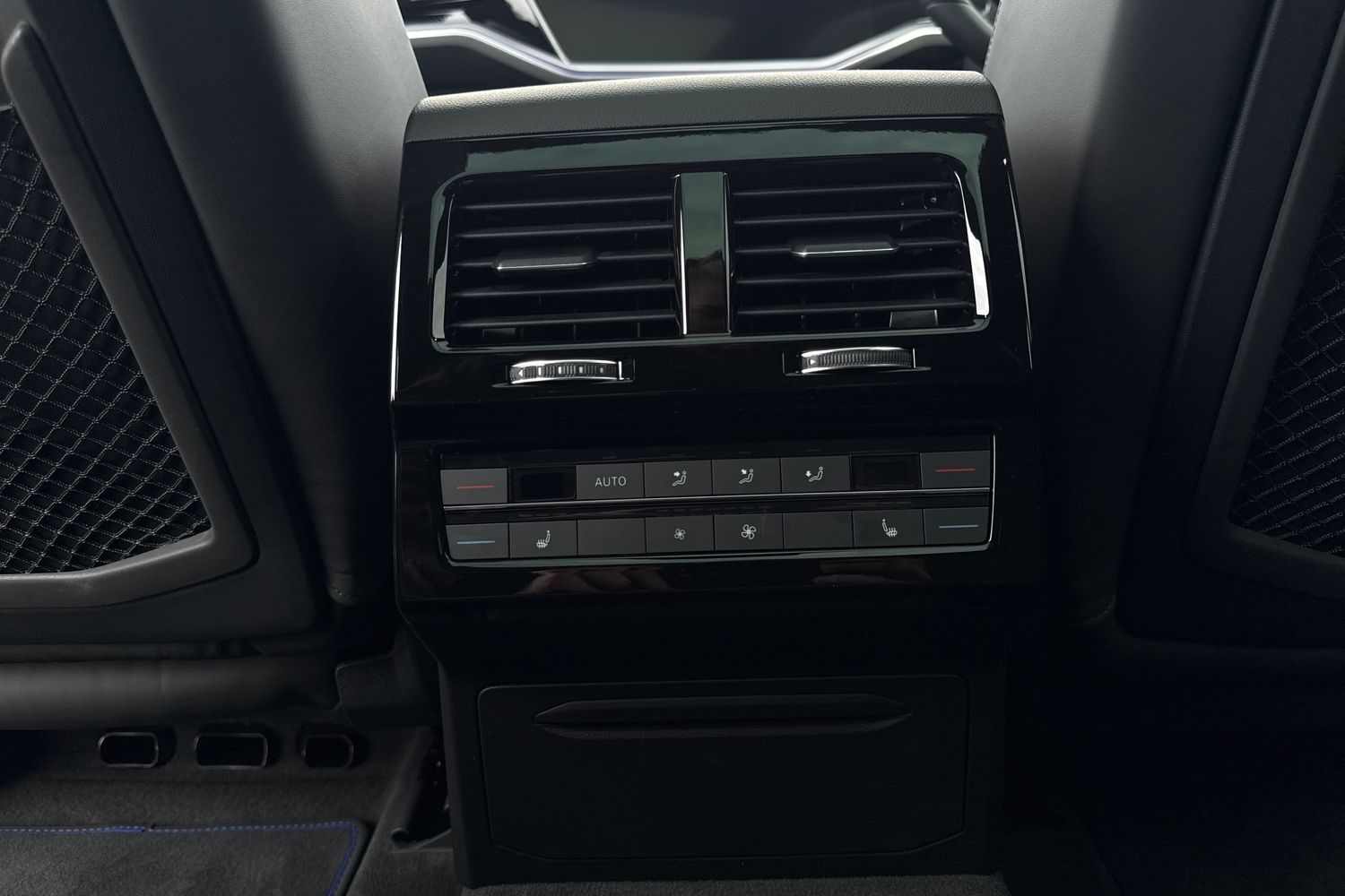 Used Volkswagen Touareg 2025 for sale - 76502986: Photo 34