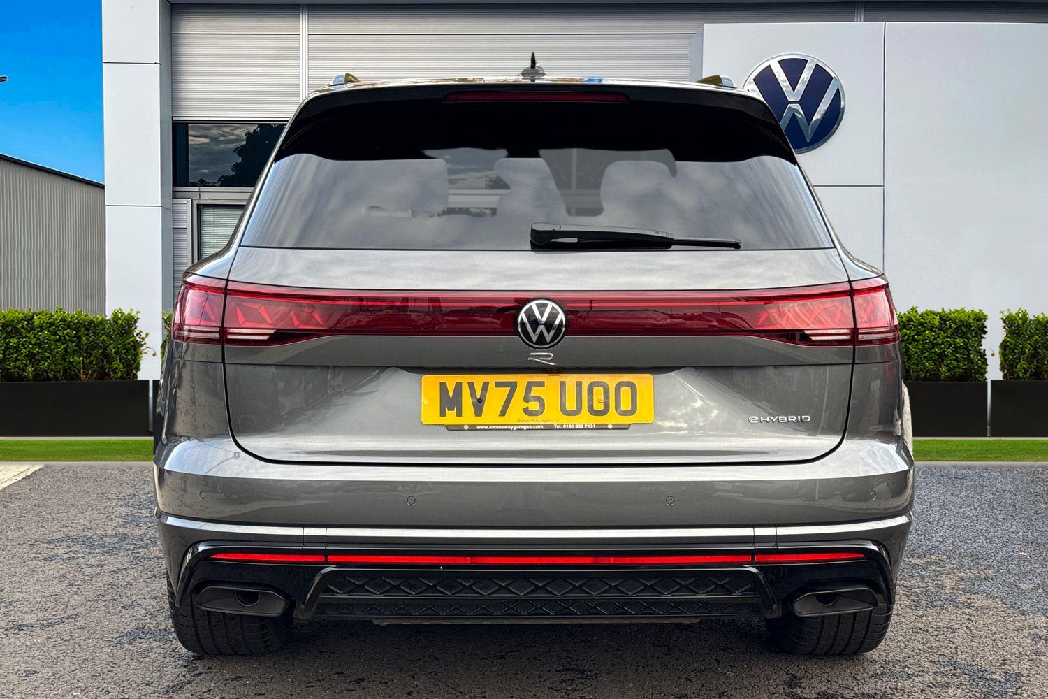 Used Volkswagen Touareg 2025 for sale - 76502986: Photo 4