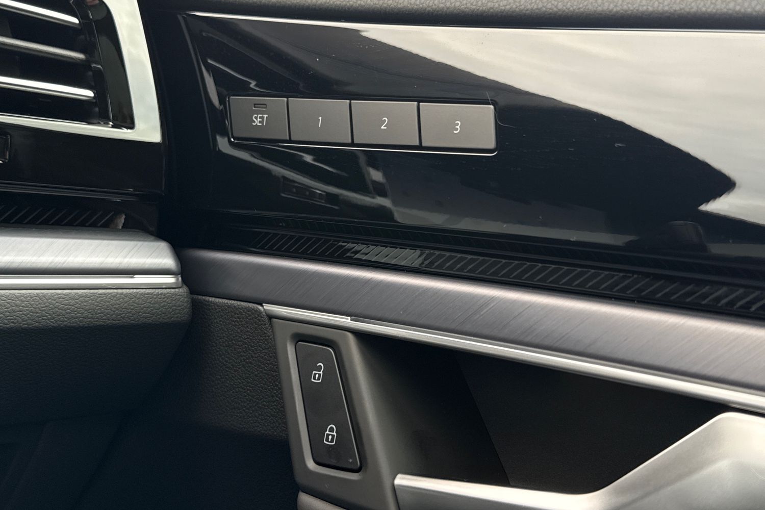 Used Volkswagen Touareg 2025 for sale - 76502986: Photo 44