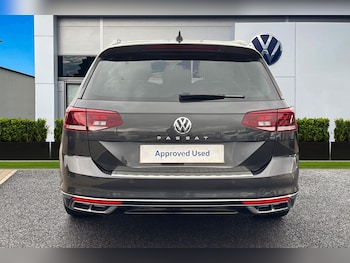 Used Volkswagen Passat 2021 for sale - 76334390: Photo