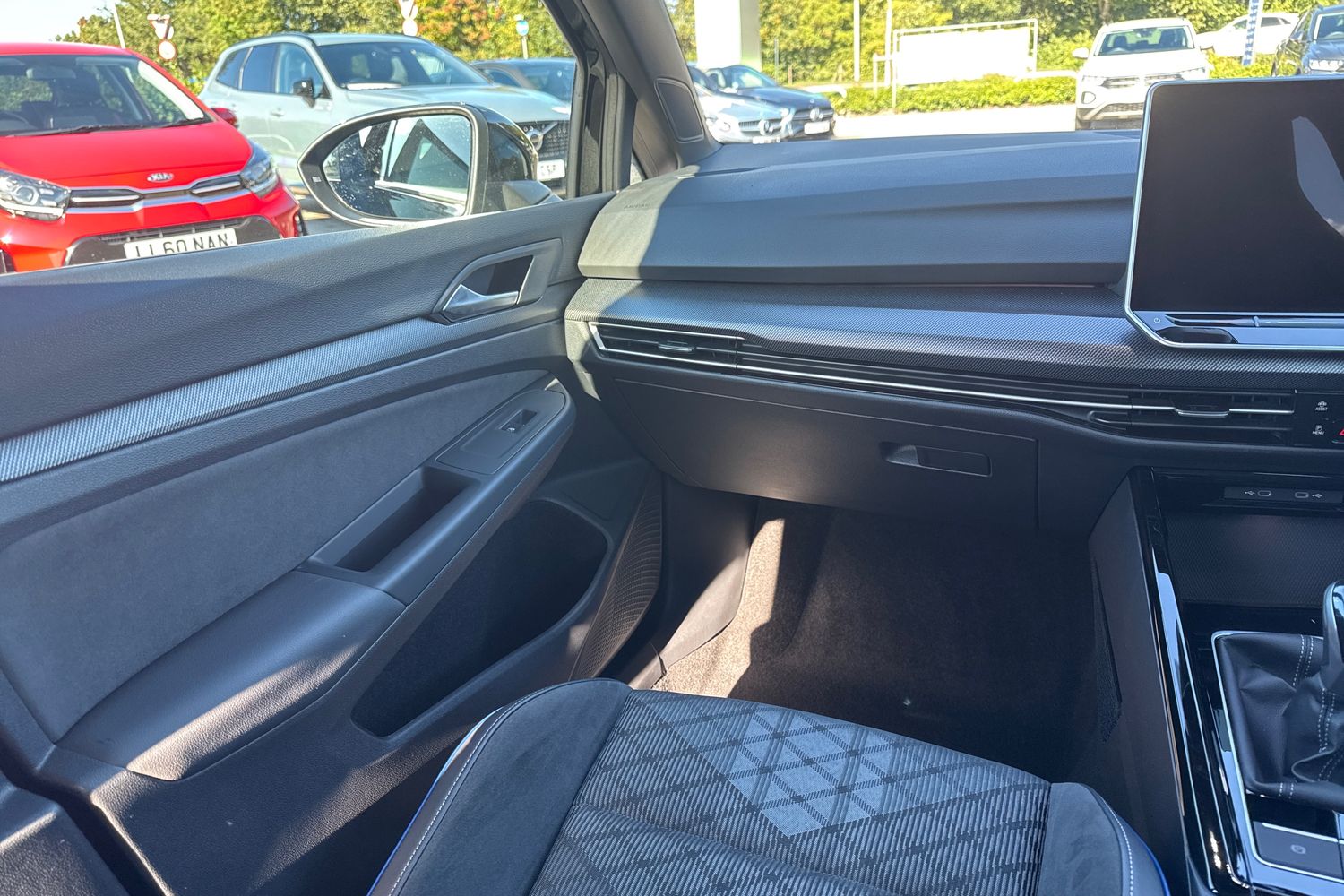 Used Volkswagen Golf 2025 for sale - 75919715: Photo 20