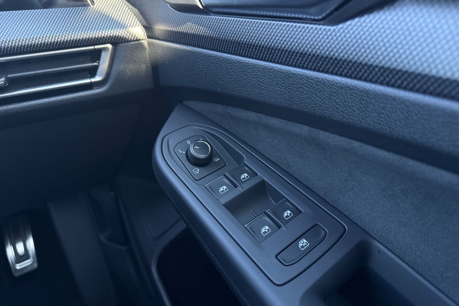 Used Volkswagen Golf 2025 for sale - 75919715: Photo 21