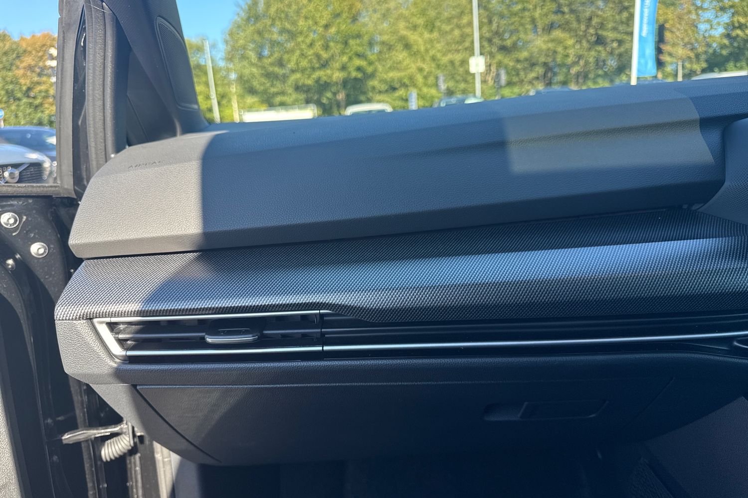 Used Volkswagen Golf 2025 for sale - 75919715: Photo 32