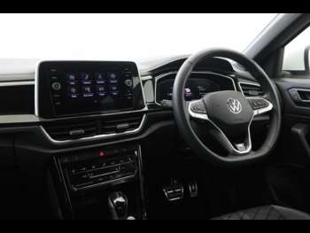 Used Volkswagen T-Roc 2024 for sale - 74718707: Photo