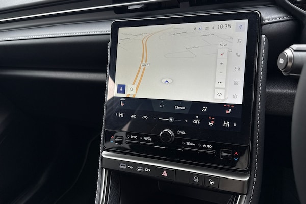Used Lexus LBX 2024 for sale - 76300202: Photo 16