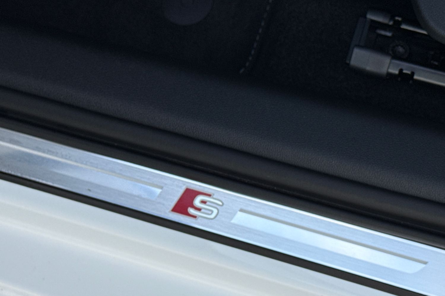 Vehicle 33