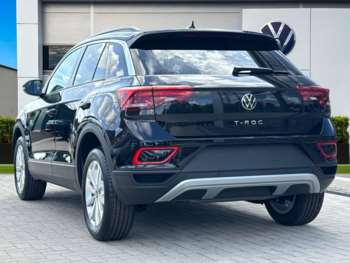 Used Volkswagen T-Roc 2025 for sale - 74718526: Photo