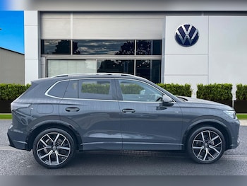 Used Volkswagen Tiguan 2024 for sale - 77257735: Photo