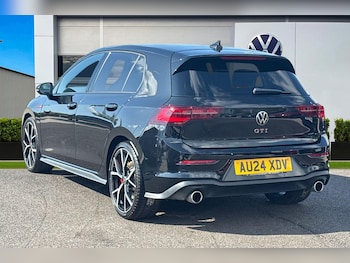 Used Volkswagen Golf 2024 for sale - 78409824: Photo