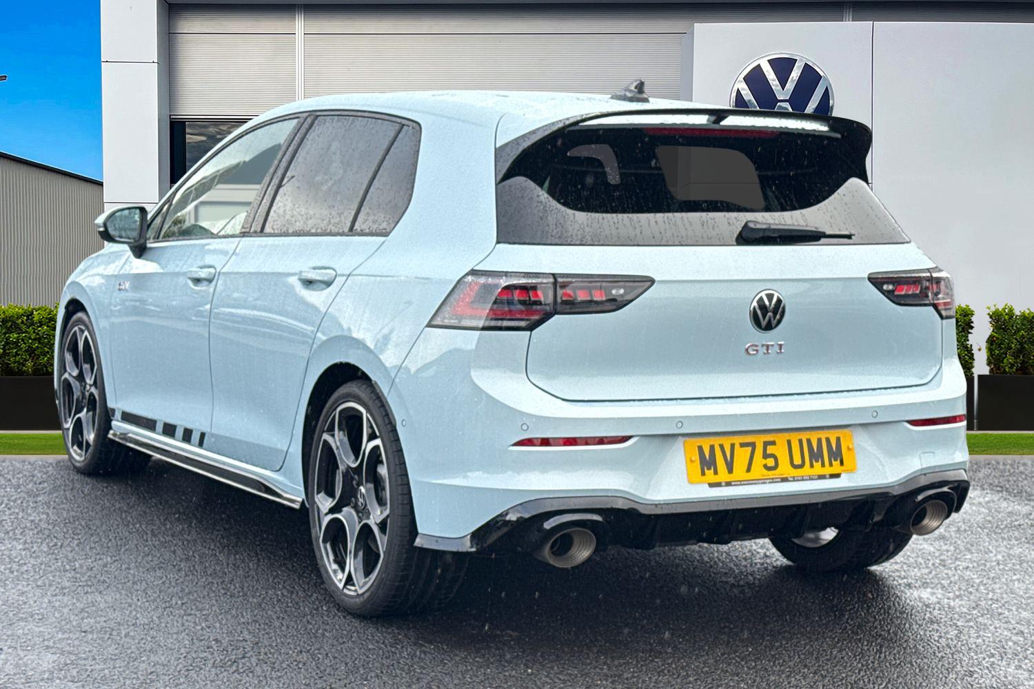 Used Volkswagen Golf 2025 for sale - 76324021: Photo 2
