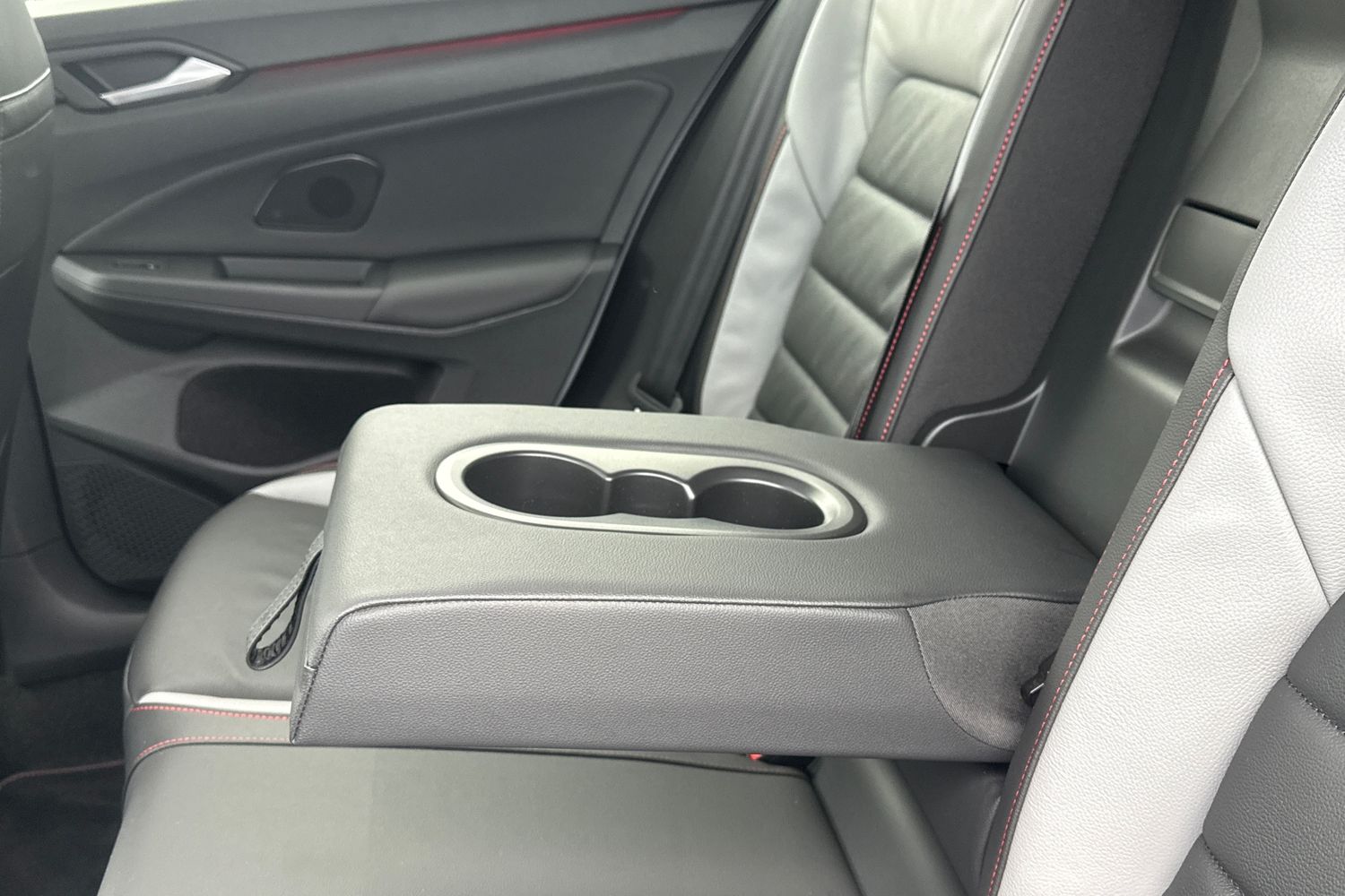 Used Volkswagen Golf 2025 for sale - 76324021: Photo 30