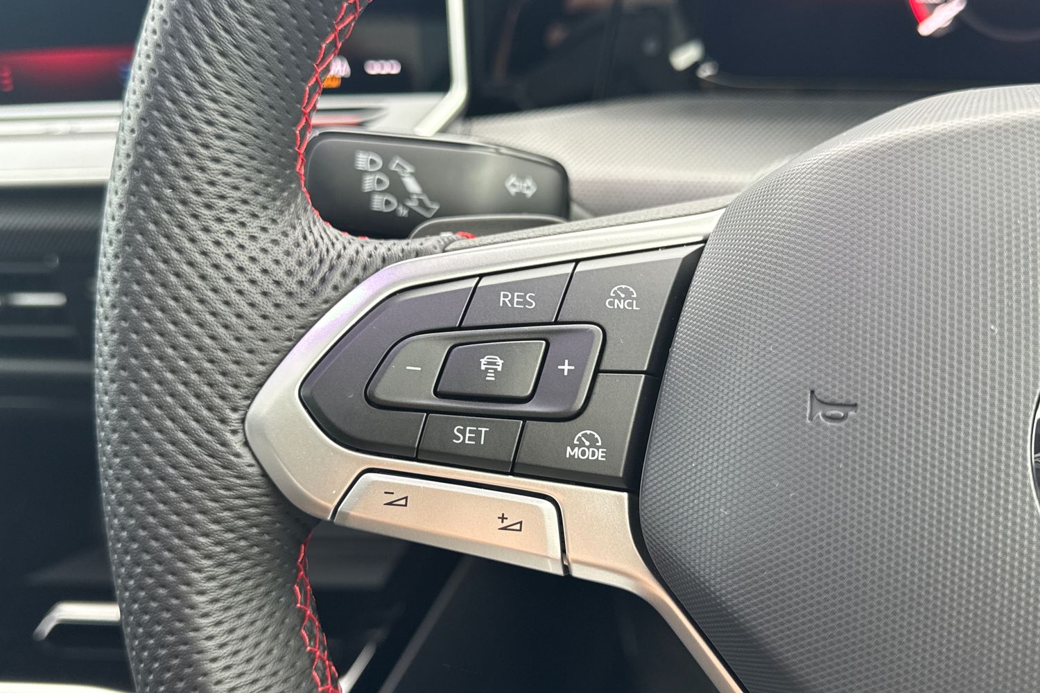 Used Volkswagen Golf 2025 for sale - 76324021: Photo 36